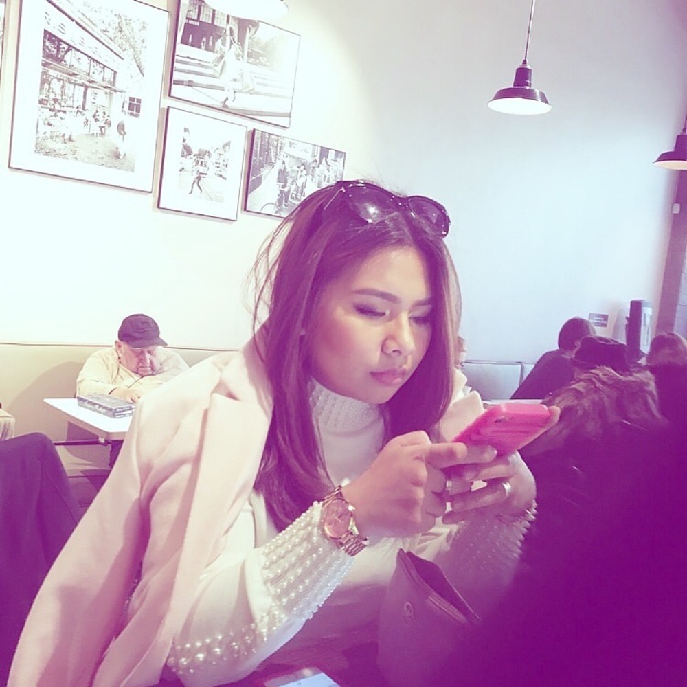 Meet your Posher, Vicky